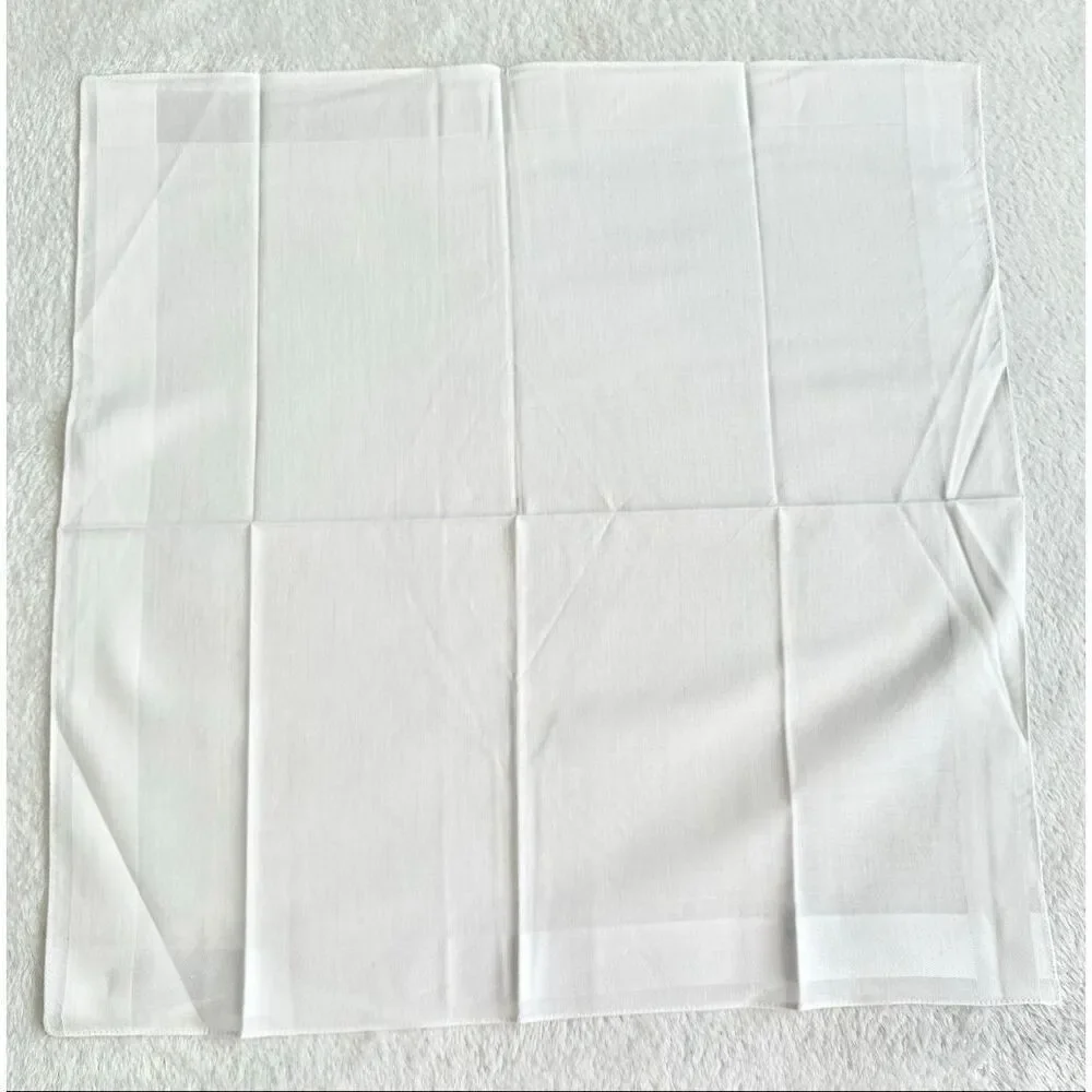 Used white cloth table napkins set of 3